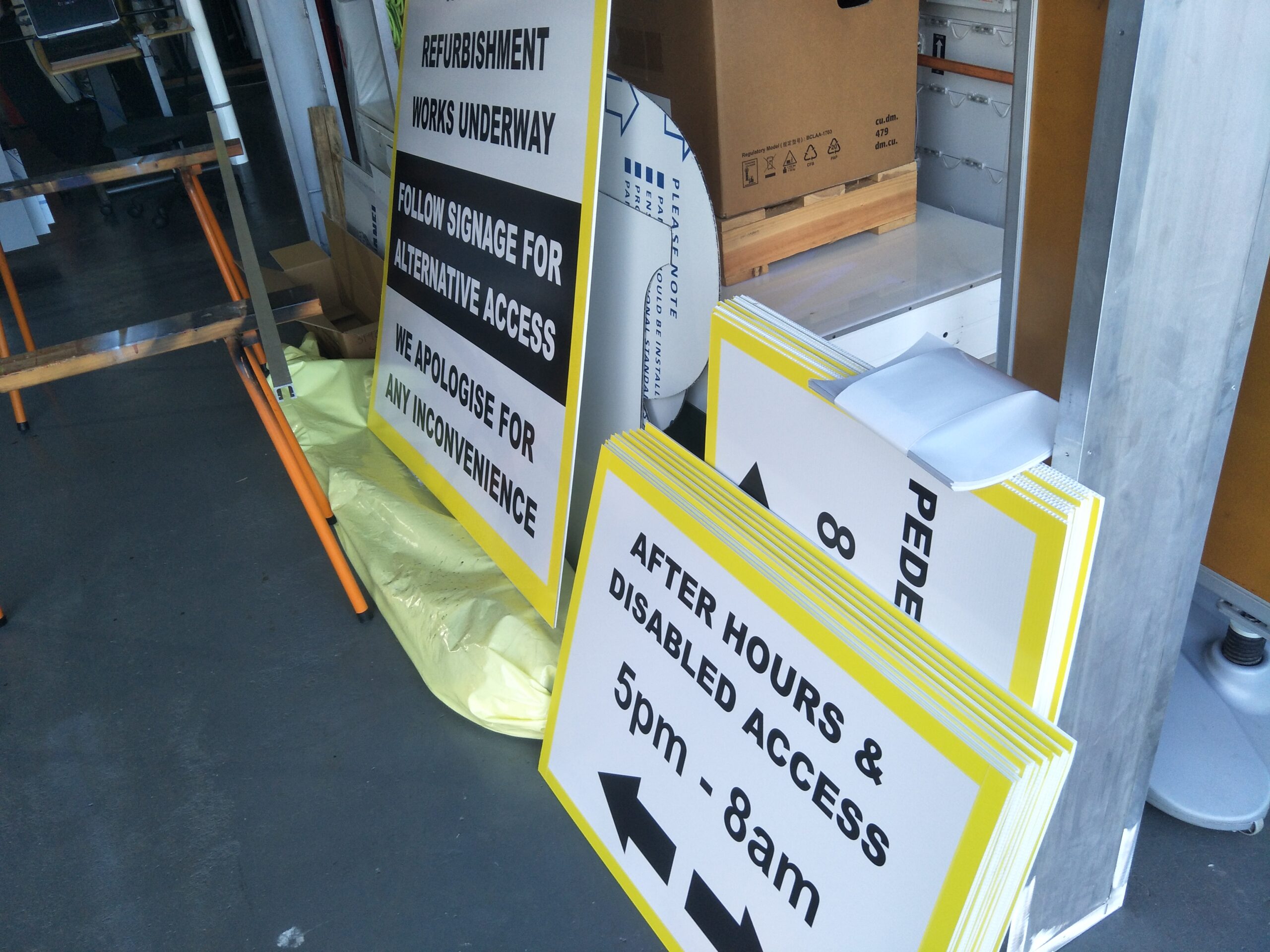 Sign and Print production